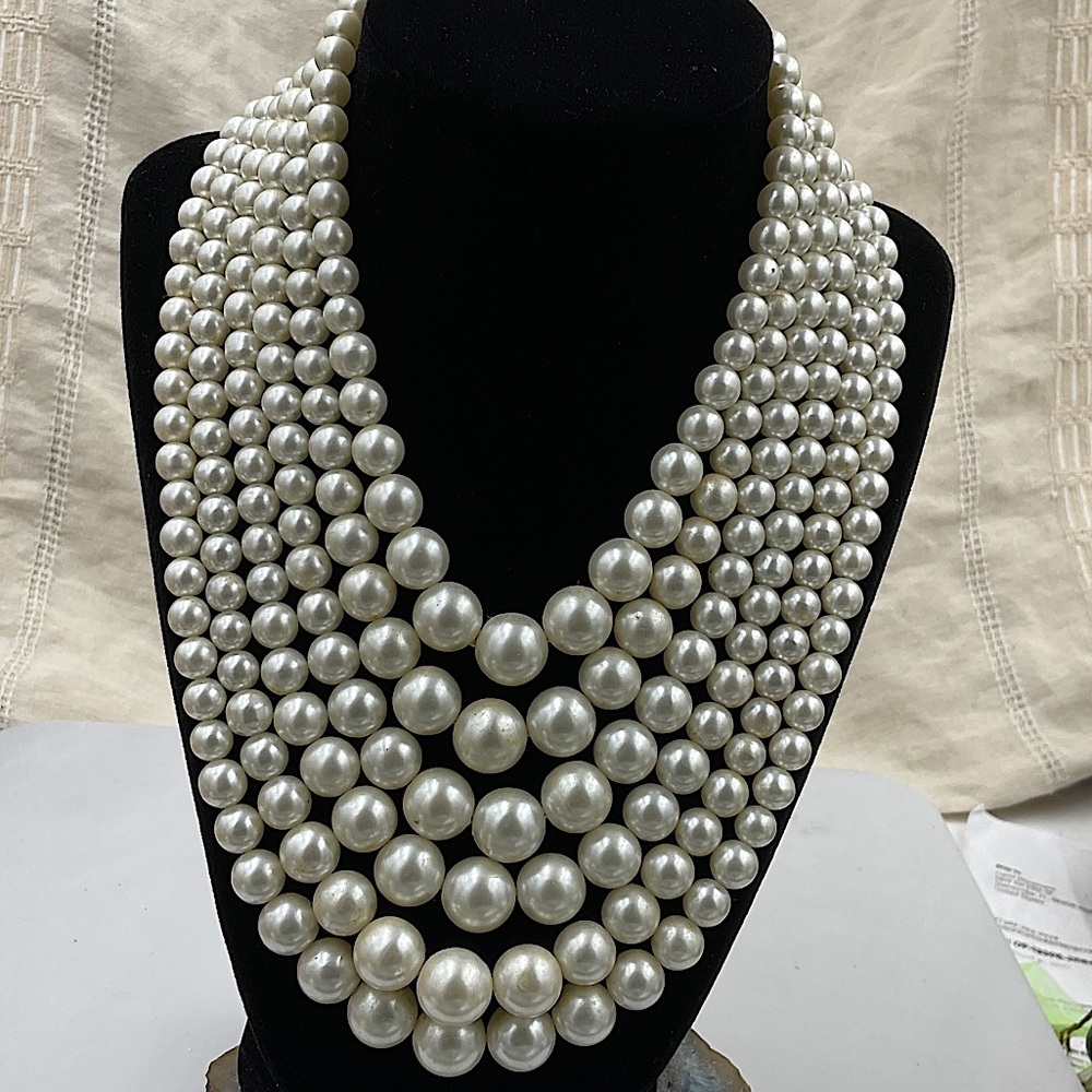 VtgElegant14”-20”SixStrands Graduated White Faux Pearl Necklace WithSilver Clasp